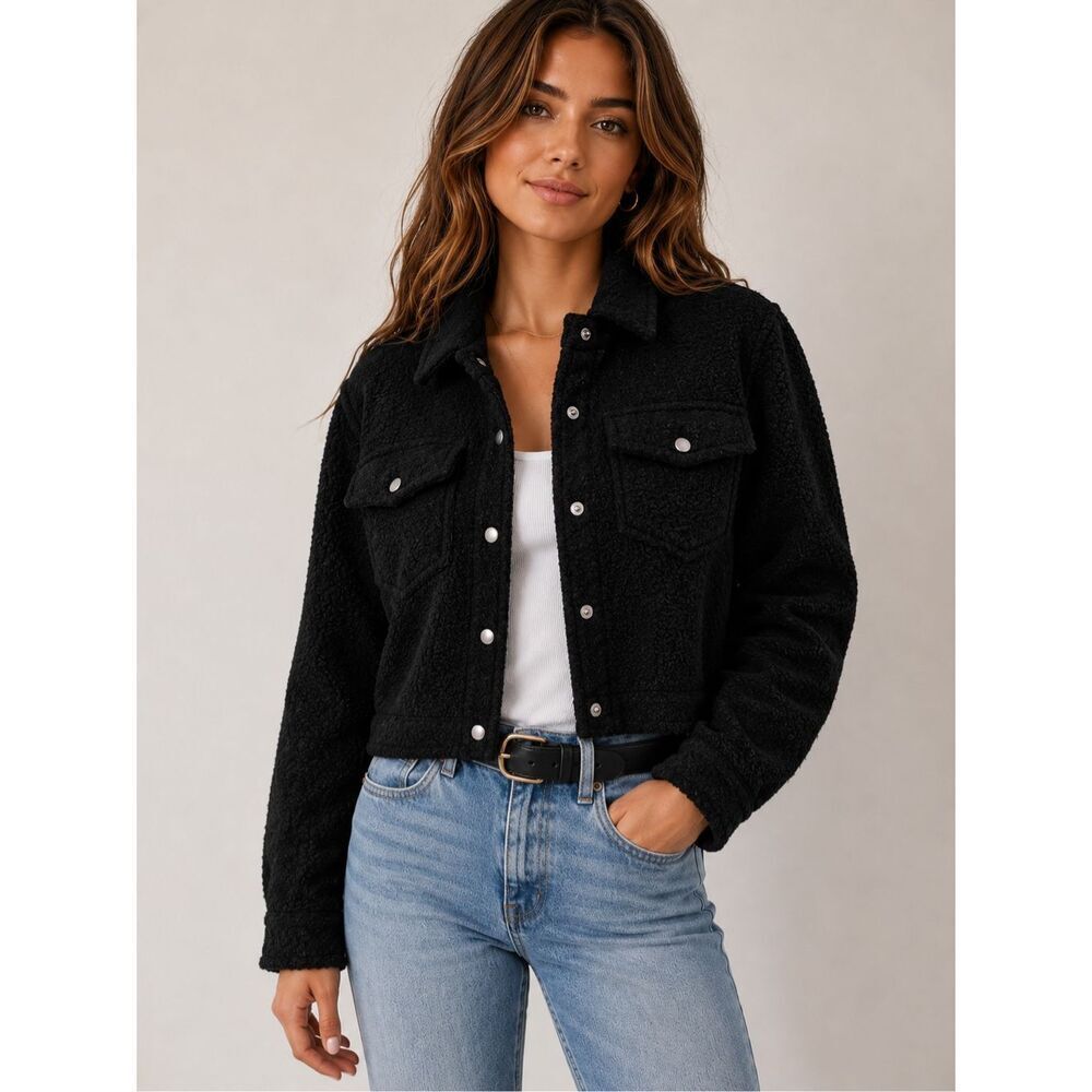 Love Tree Black Snap Closure Collared Shacket Semi Crop Size Large #400